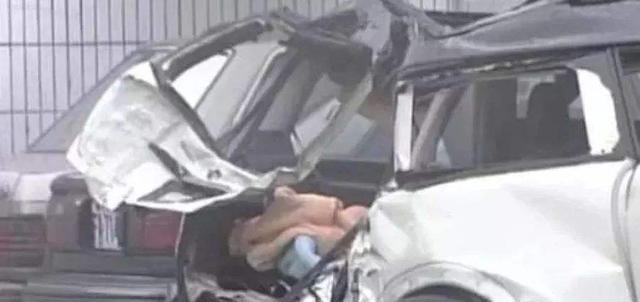 刘惜君|被车祸伤害的11位明星，有人风华正茂就离世，有人盛世美颜遭毁容