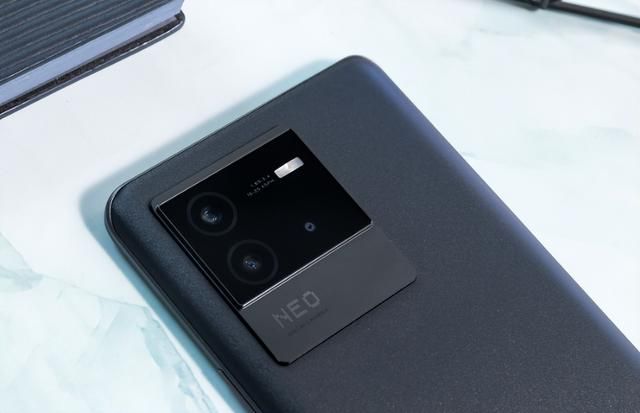 游戏手机|iQOO Neo6深度体验:不是游戏手机胜似游戏手机