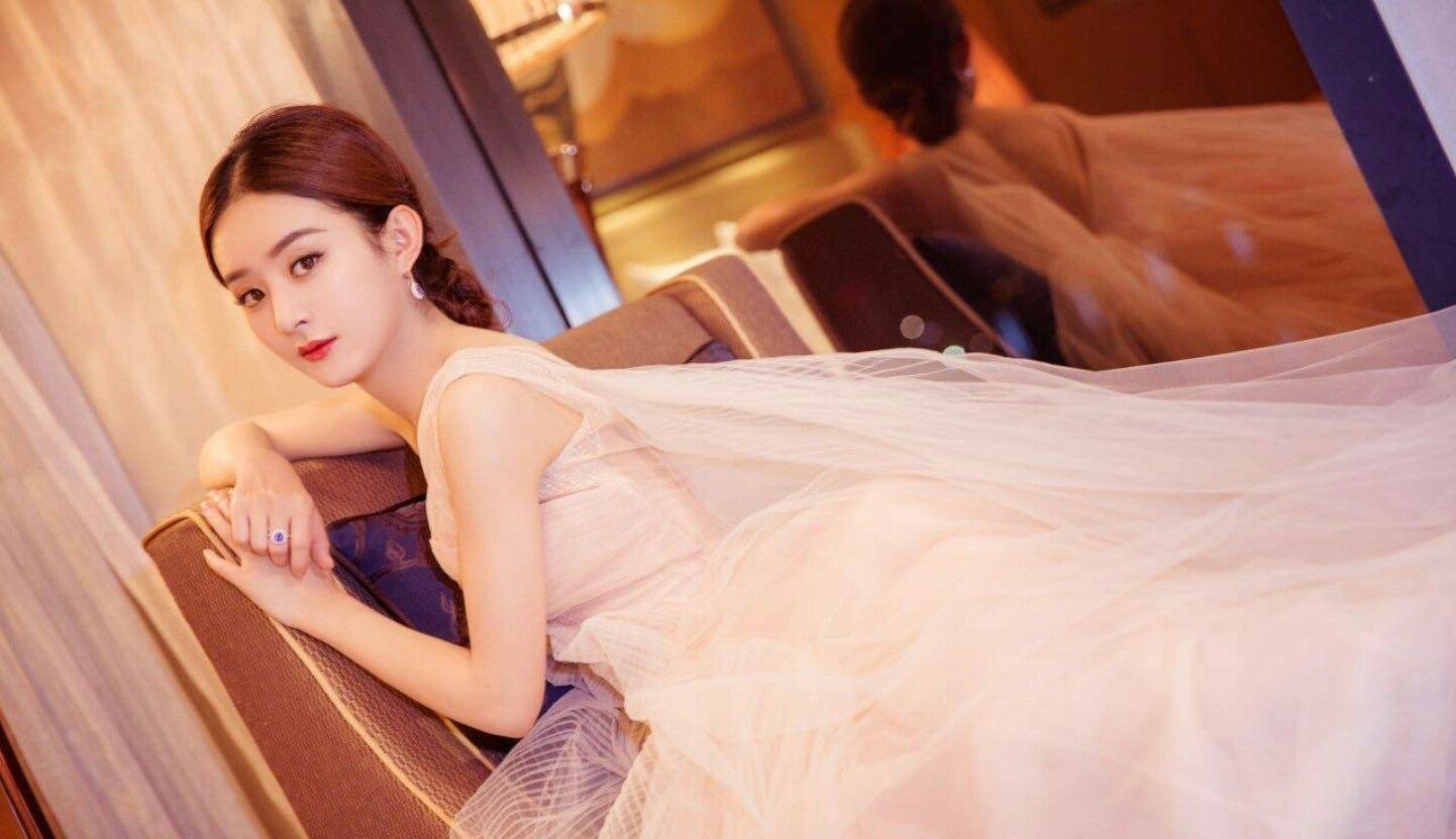 冯绍峰|冯绍峰饰演《心居》男配被关注,媒体:为了恶心赵丽颖,展示惨况