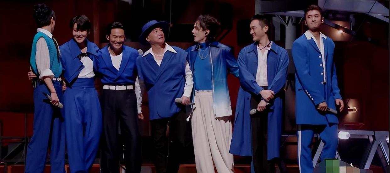 陈小春|陈小春表情失控,苏有朋夺冠,“披哥2”定义了“男人”如何炼成