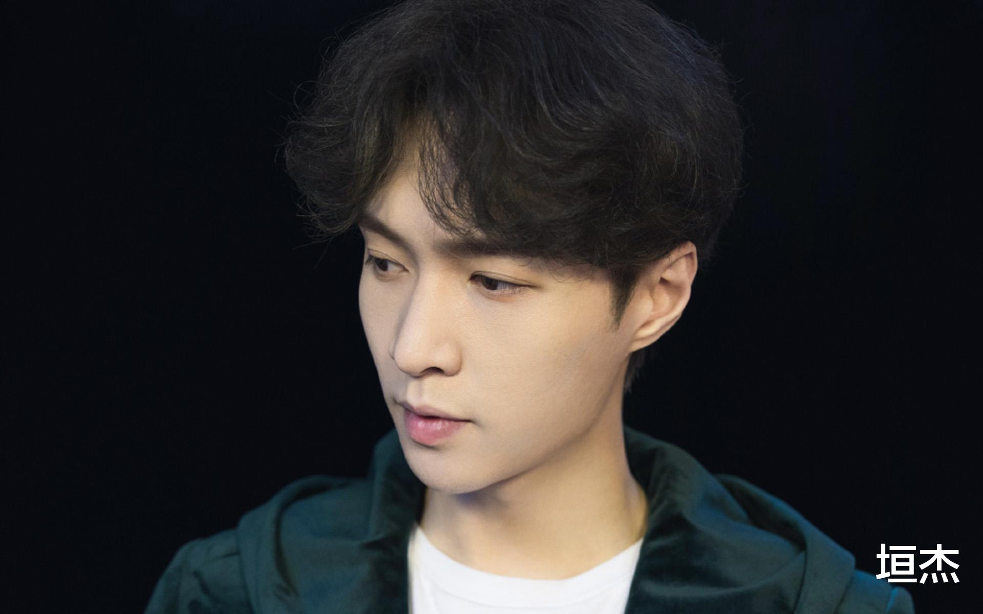 靳东|烂演技、假完美、凹人设,9位明星的好口碑,被狠狠撕下