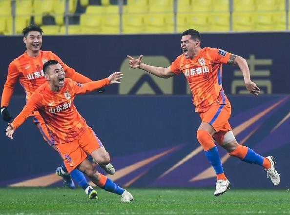 尤文图斯|1-0，夺冠了！中超浮现新豪门，仅射6脚也赢，陈戌源现场全程黑脸