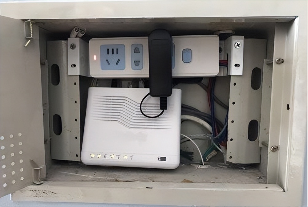 不要单纯只听电工的话,这几个地方安装插座,会让你生活更加方便