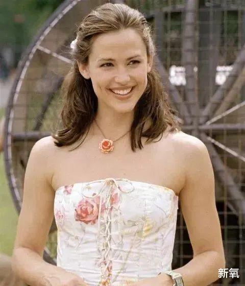 写真|又一对巨星20年后世纪大复合！比大S锋菲恋都抓马…