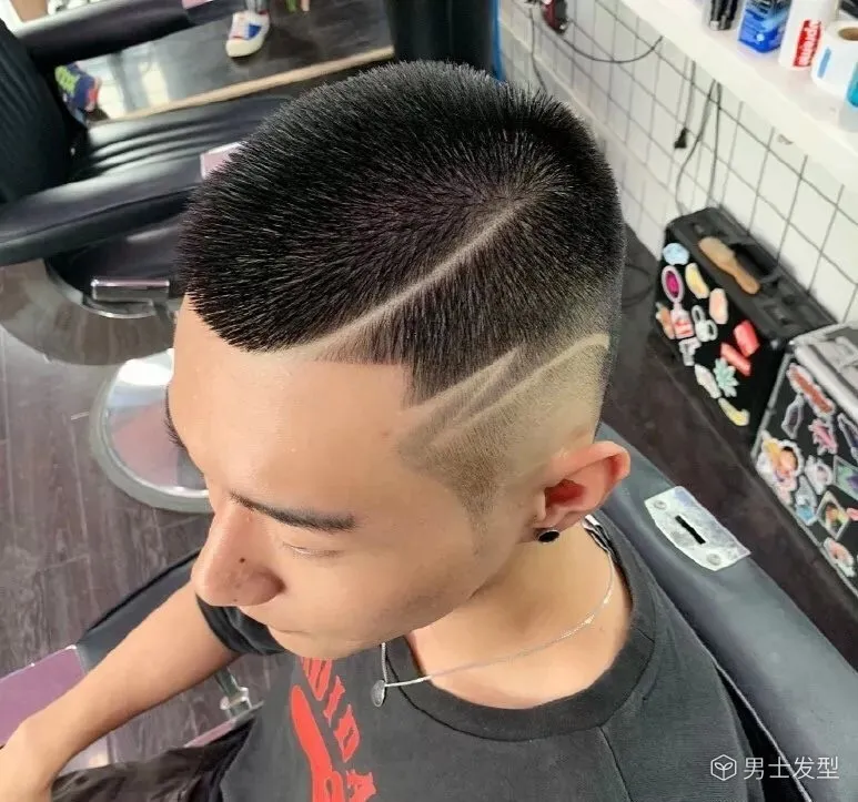 发型 换个发型等于换一张脸，今年春夏有这三款就够了