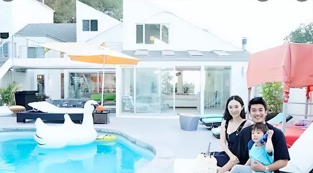 霍思燕|“京圈大小姐”霍思燕：出门乘坐私人飞机，一只宠物狗价值600万