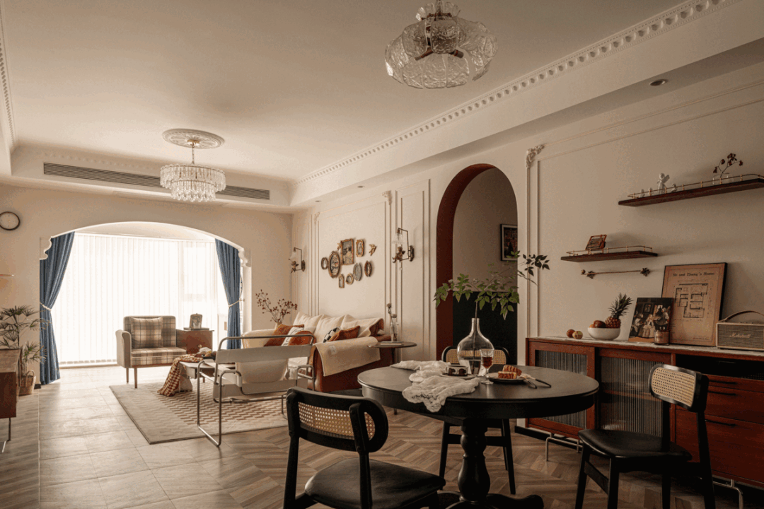 装修案例 | 132㎡法式复古风情,夫妻2人演绎一场永不褪色的日常浪漫