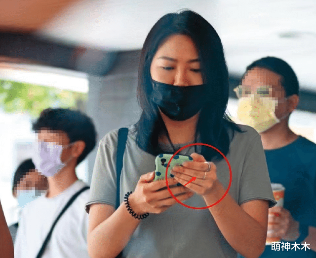 李淳|李安儿子李淳低调完婚,娶大5岁圈外妻子,父亲李安透过媒体祝福