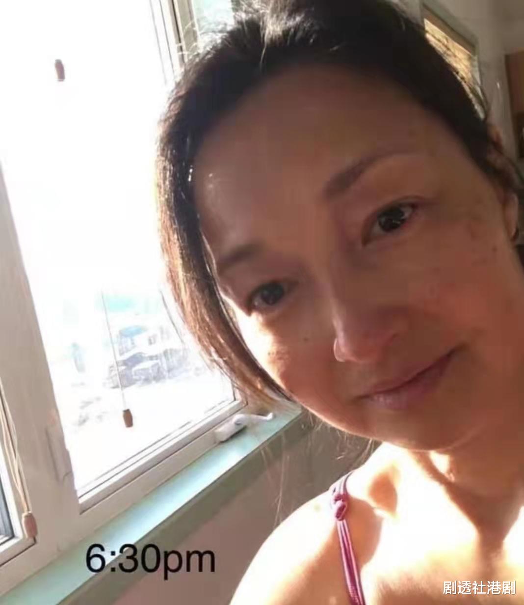 李绮红|已淡出娱乐圈近10年，52岁前知名港姐近况曝光，脸上斑点尽显老态