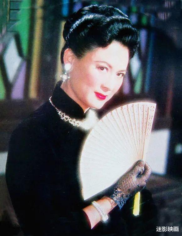 李华|80年代谍战悬疑神作,最美女特工向梅,无法超越的《蓝色档案》