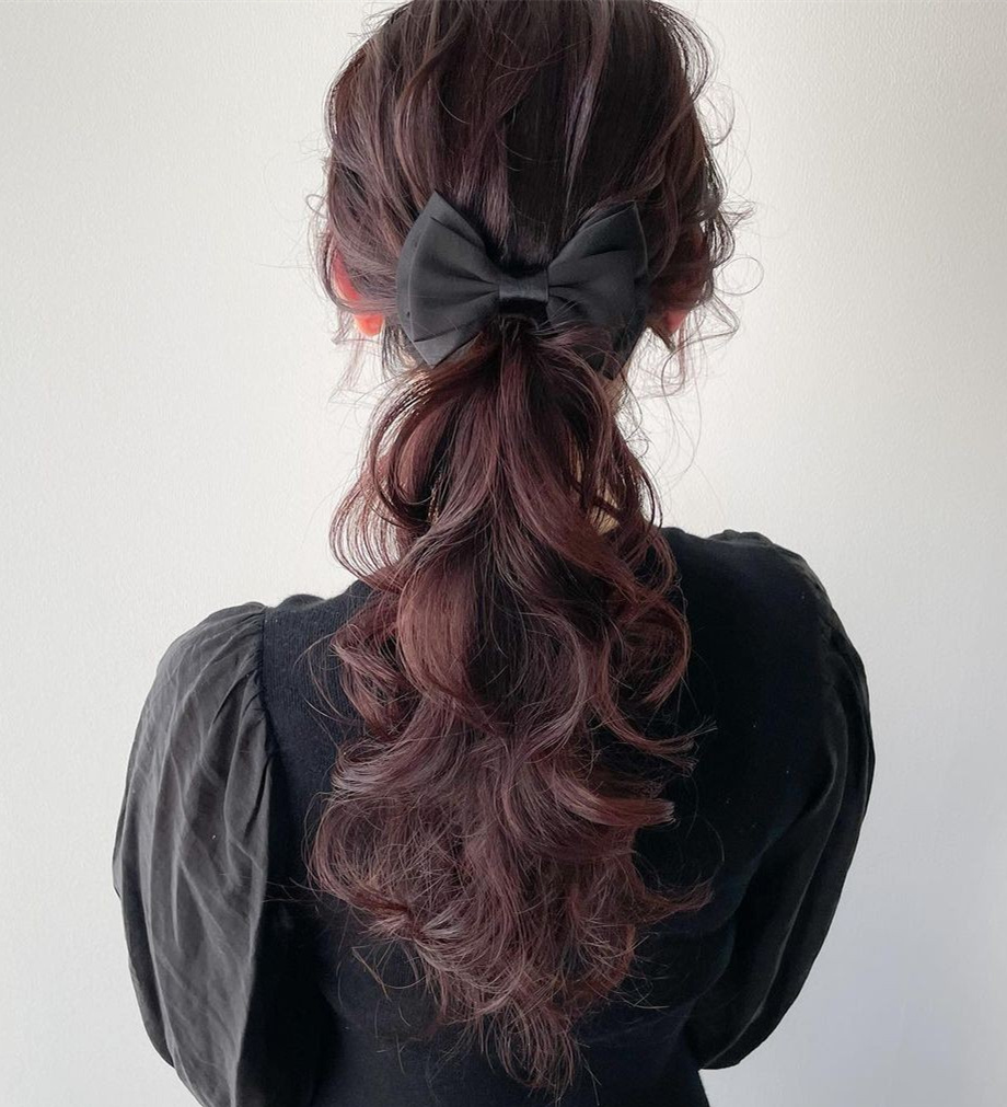 卷发 烫了卷发别总披着,试试这几种盘扎造型,优雅大气又有女人味