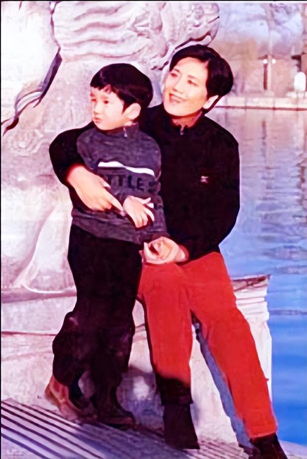 张金玲|火了一个时代的“北影三朵金花”,40年后差距明显,张金玲最苦