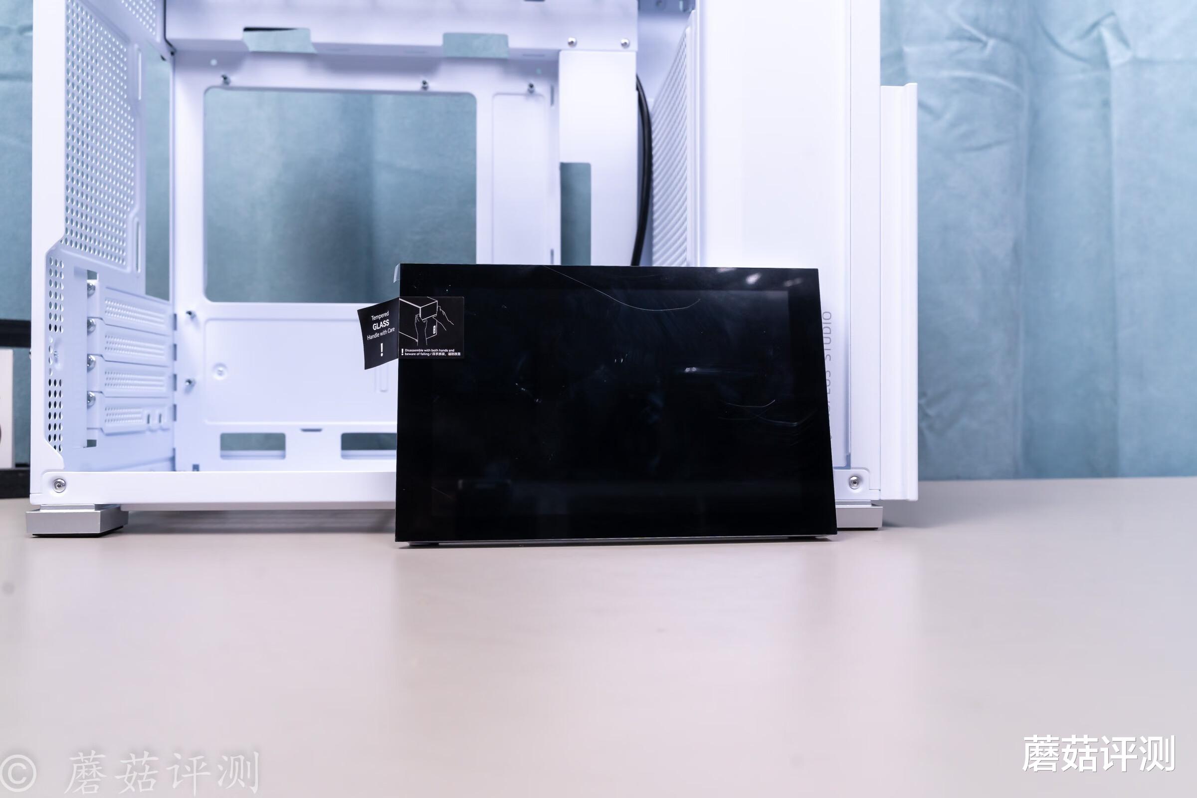 机箱|多一块屏幕,机箱功能更强大,乔思伯松果D31机箱Mesh副屏版 评测