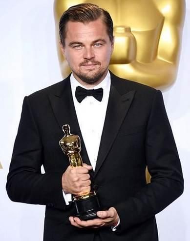 杨洋|小李子又分手了，他交过的女友从没超过25岁，情史堪比萧亚轩