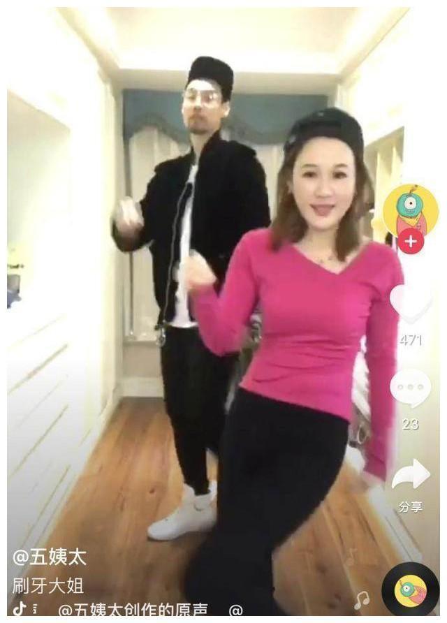 孟达|四川男篮老将孟达，曾抱孕妻感动世人，三年后高调二婚“娶小三”