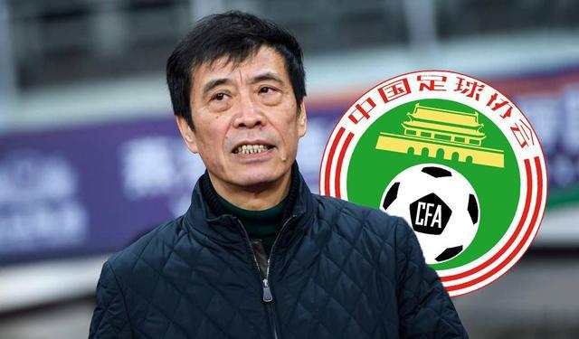 郑智|郑智打脸足协！B级职业级，前者执教一场进4球，后者十二场才6球