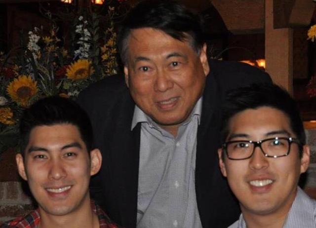 毛加恩|毛加恩父亲离世,曾不顾新婚后不参加丧礼的习俗,坚持送别高以翔