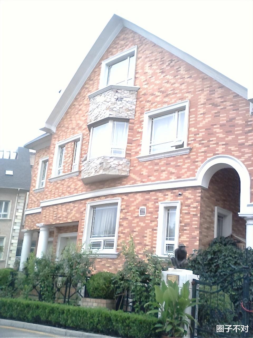 侯耀华|霸占弟弟遗产，与侄女对簿公堂，75岁的侯耀华如今怎样了？