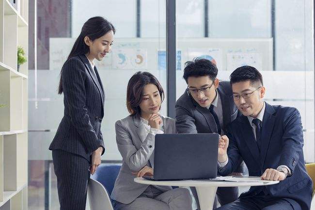 女孩|九零后女孩踏实肯干，升职为领导层后，为何工作变得更困难？