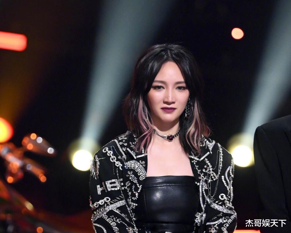 周深|张韶涵的选人标准让我顿悟，孟佳张紫宁马吟吟都不选周深绝非巧合