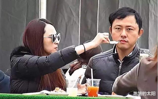 明星|“只生孩子不结婚”的女明星们,看似洒脱淡然,实则一言难尽