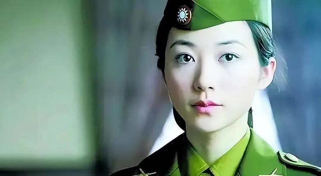 TVB|10个穿军装的女星 baby杨幂许晴李冰冰殷桃张张馨予谁是军中之花