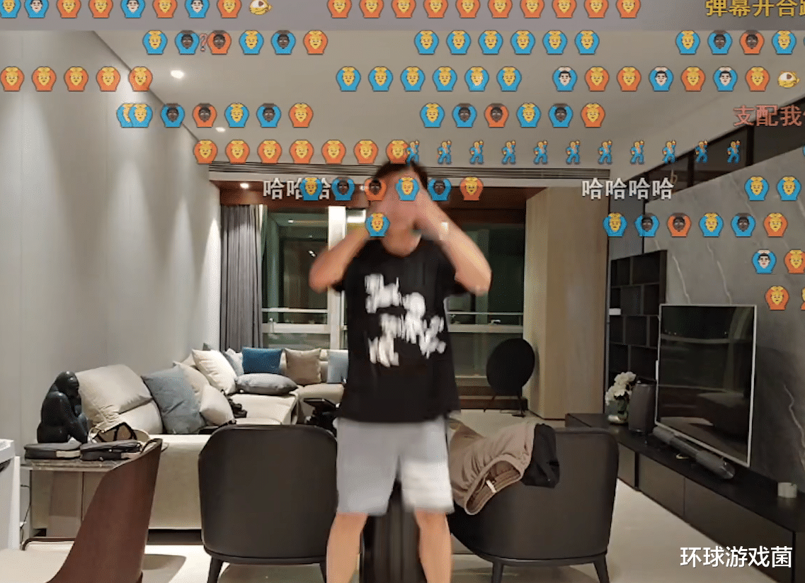 周思涵|周思涵开启训狗计划，钱小佳更胜一筹，一句话就被破防了