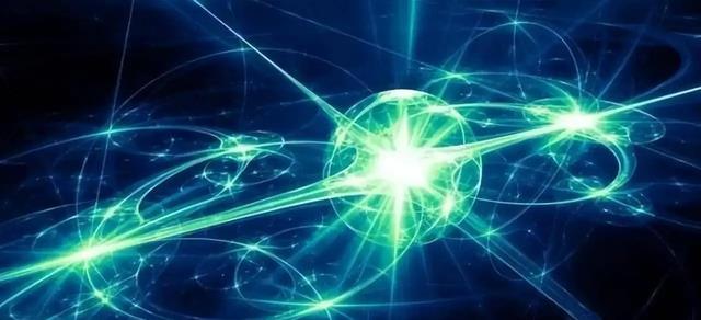 距地球50亿光年，哈勃拍到爱因斯坦十字，无法想象，它真的存在