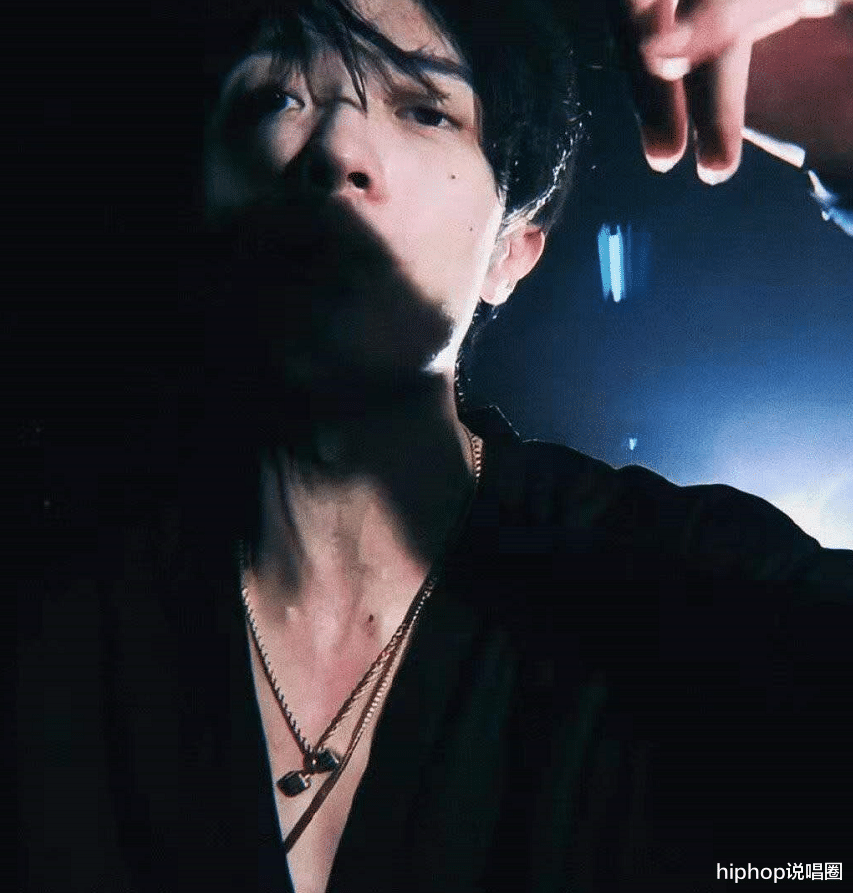 写真|姜云升惨遭圈内Rapper怒喷!700门票是说唱圈的耻辱?