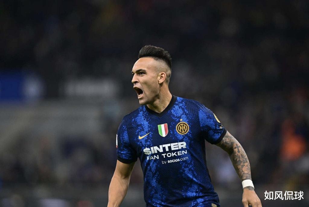 国际米兰|3-0，又赢了！意甲豪门爆发，48%控球+全场轰10脚，接近队史第8冠