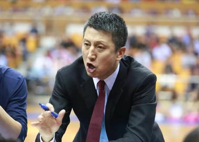 教练|盘点CBA联赛历史10位总冠军教练，今年会产生新的总冠军教练吗？