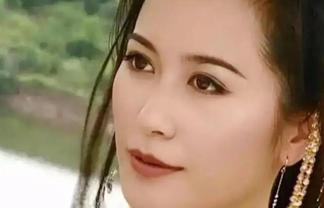 利智|比胖更可怕是“厚腮”?刘亦菲因发腮被嘲,这些女星却“真香”?