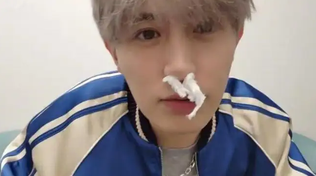 热舞|虎牙又添流鼻血主播，晴小兔亲自热舞欢迎，网友：还有女团助阵