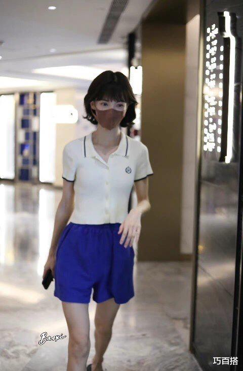 疾病 剪了短发的金晨好可爱！甜美中带着酷帅，穿搭清爽干净
