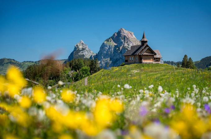 |卢塞恩湖区自由行:施图斯