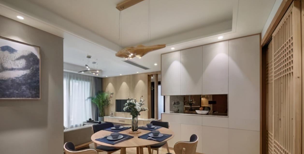 126㎡紧凑小四居,这样的原木风格很耐看,住10年都不过时