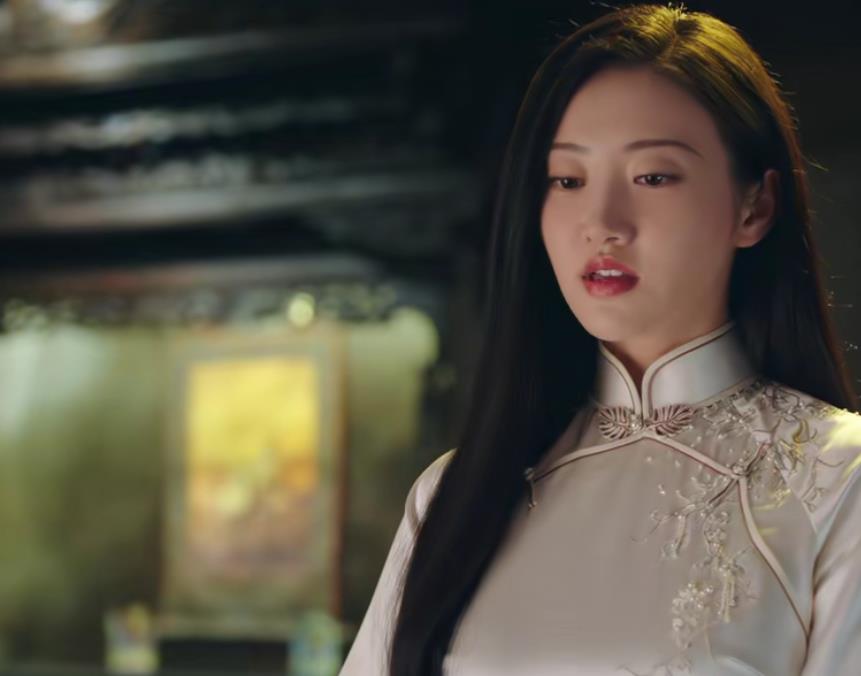 景甜|富贵花景甜背后的两个男人：一个有钱宠她无边，一个有名助她翻身