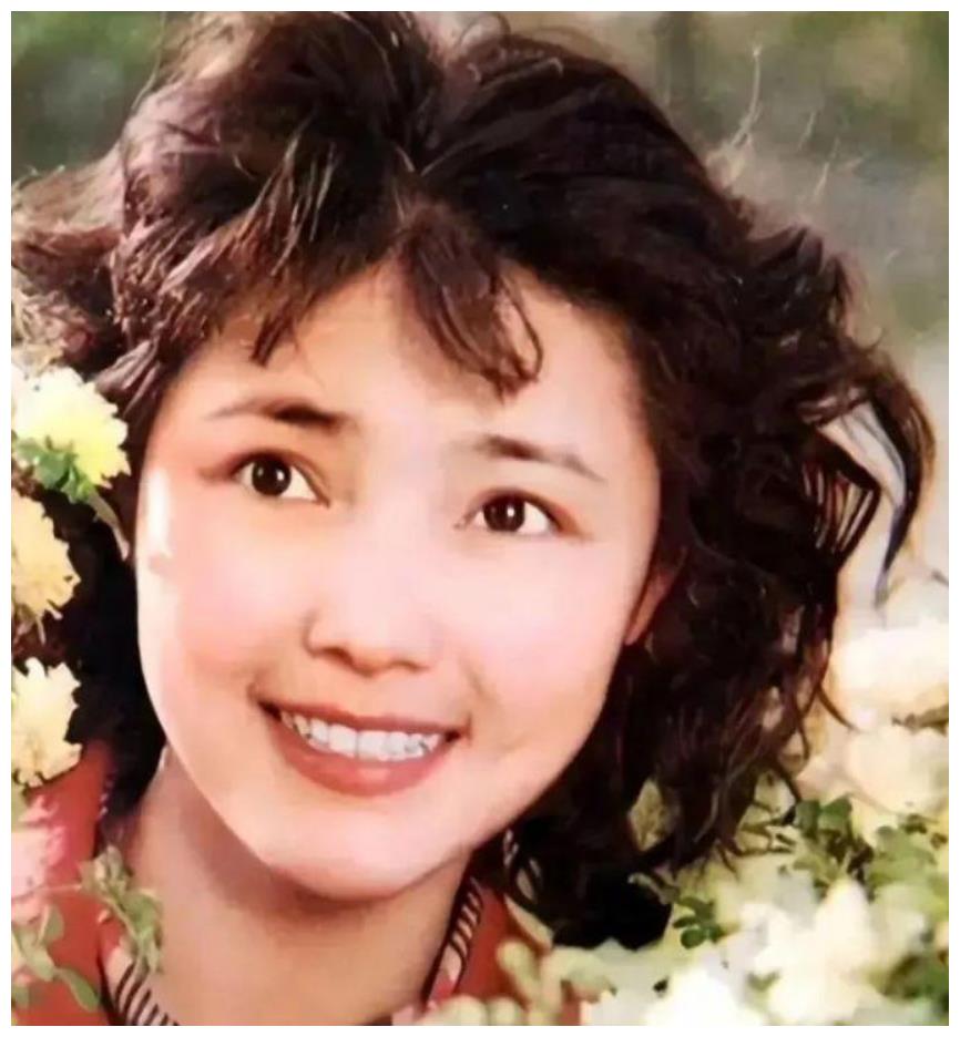 周立波|又一波老牌演员移民海外，嫁百亿超级富豪，住别墅，73岁独居海外