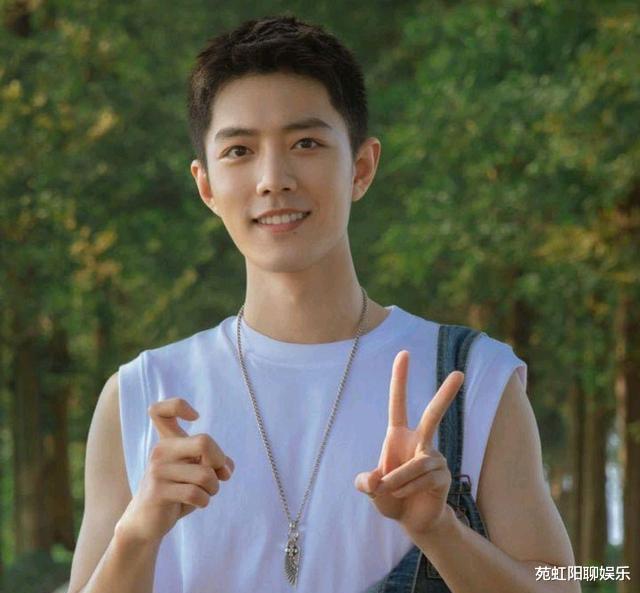 汪小菲|《东方网》评价肖战时尚大片，直言帅哥就是好，什么风格都可驾驭