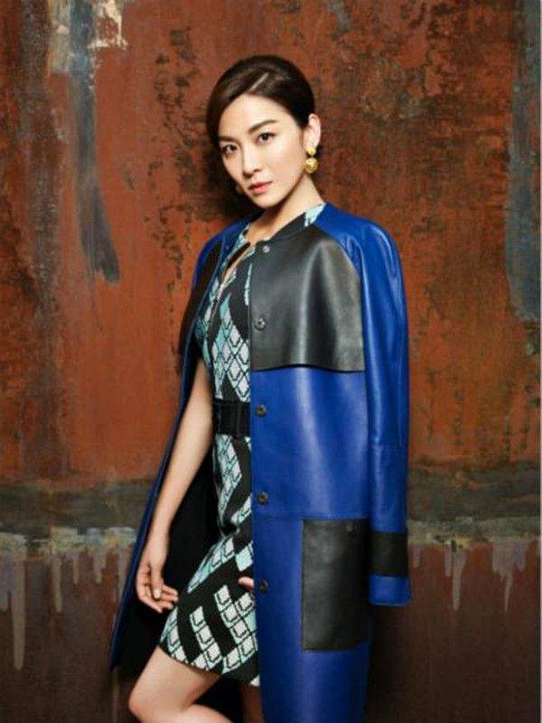 明星素颜|古装第一美女，44岁凭“最美素颜”登上热搜，网友：美得不像话