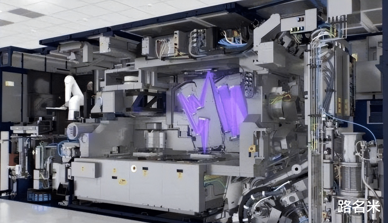 光刻机|ASML的压力来了,佳能正式宣布研发3D光刻机,计划明年上半年上市