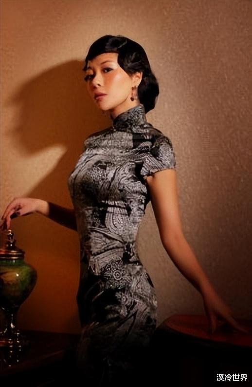 保剑锋|演员何珈好，为丈夫保剑锋放弃事业，婚后生一子，一家三口超幸福