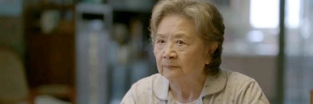 心居|为什么都在骂《心居》？生活难道不是看清一地鸡毛后继续努力吗？