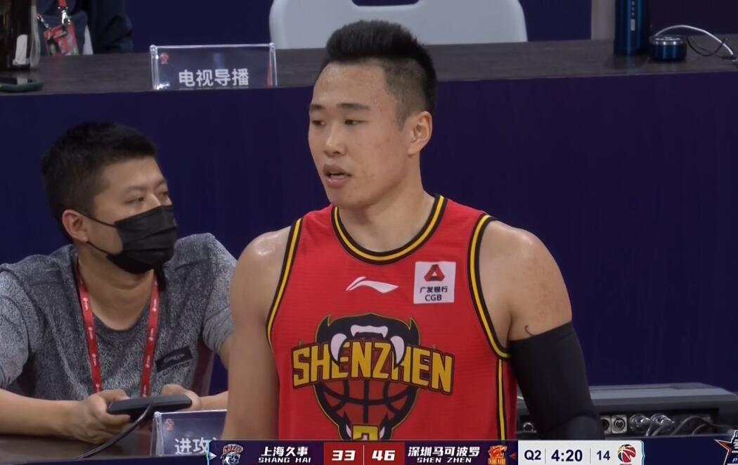 区楚良|深圳男篮核心拒绝续约！2人离队基本确定，沈梓捷邱彪成罪人