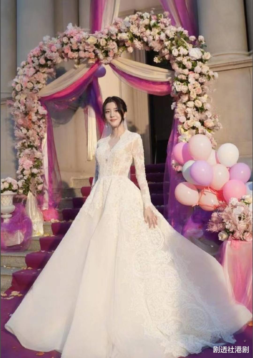 施伯雄|恭喜!香港人气女神晒剧照被催婚,富三代男友更公开喊话:快了