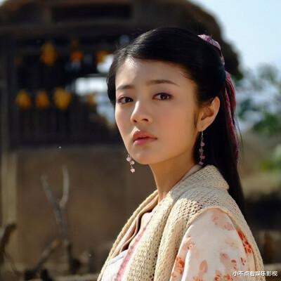 安以轩|一家都被安以轩追着骂,一向毒舌的大S为何不敢回嘴?