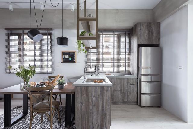 她家40㎡小宅,水泥墙、无吊顶,却高级感十足,太有格调了!