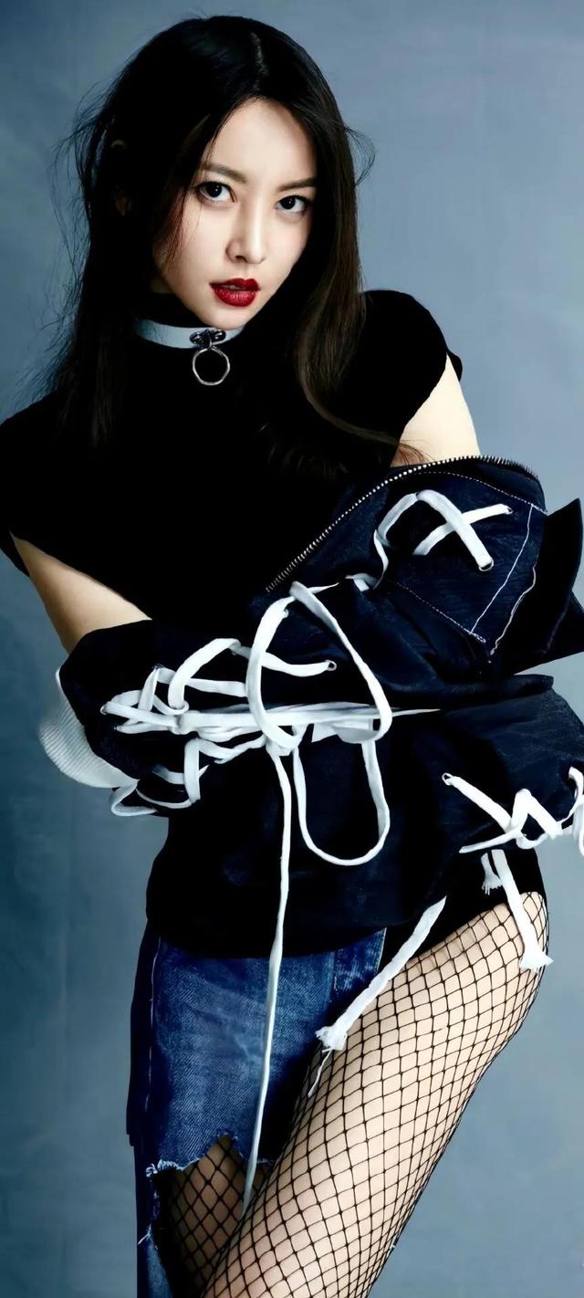 任嘉伦|于文文,完美身材