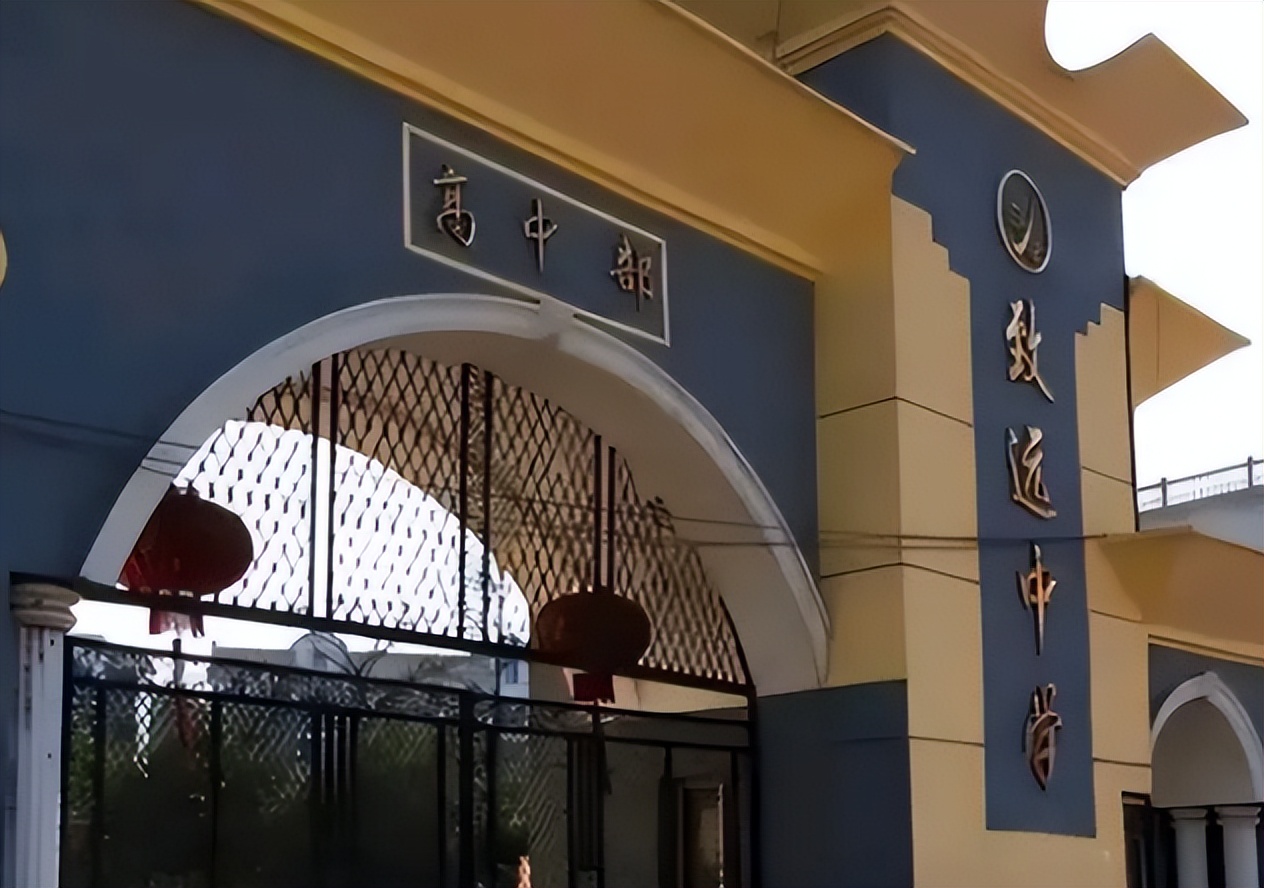 胡鑫宇失联案有进展,校内监控被还原,线索指向新的“怀疑对象”