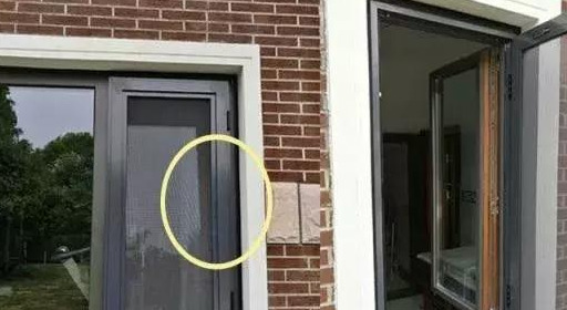 传统纱窗淘汰了,现在流行装这种,防蚊防盗外观美,贼好用